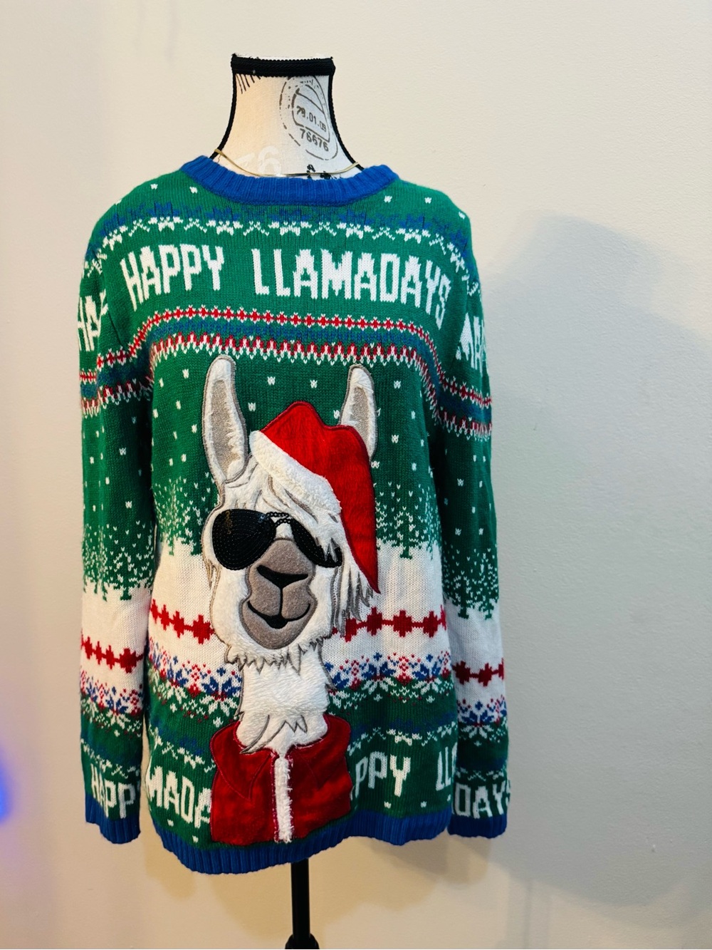 Happy Llamadays Christmas Ugly Sweater XL Llama
Santa Holiday